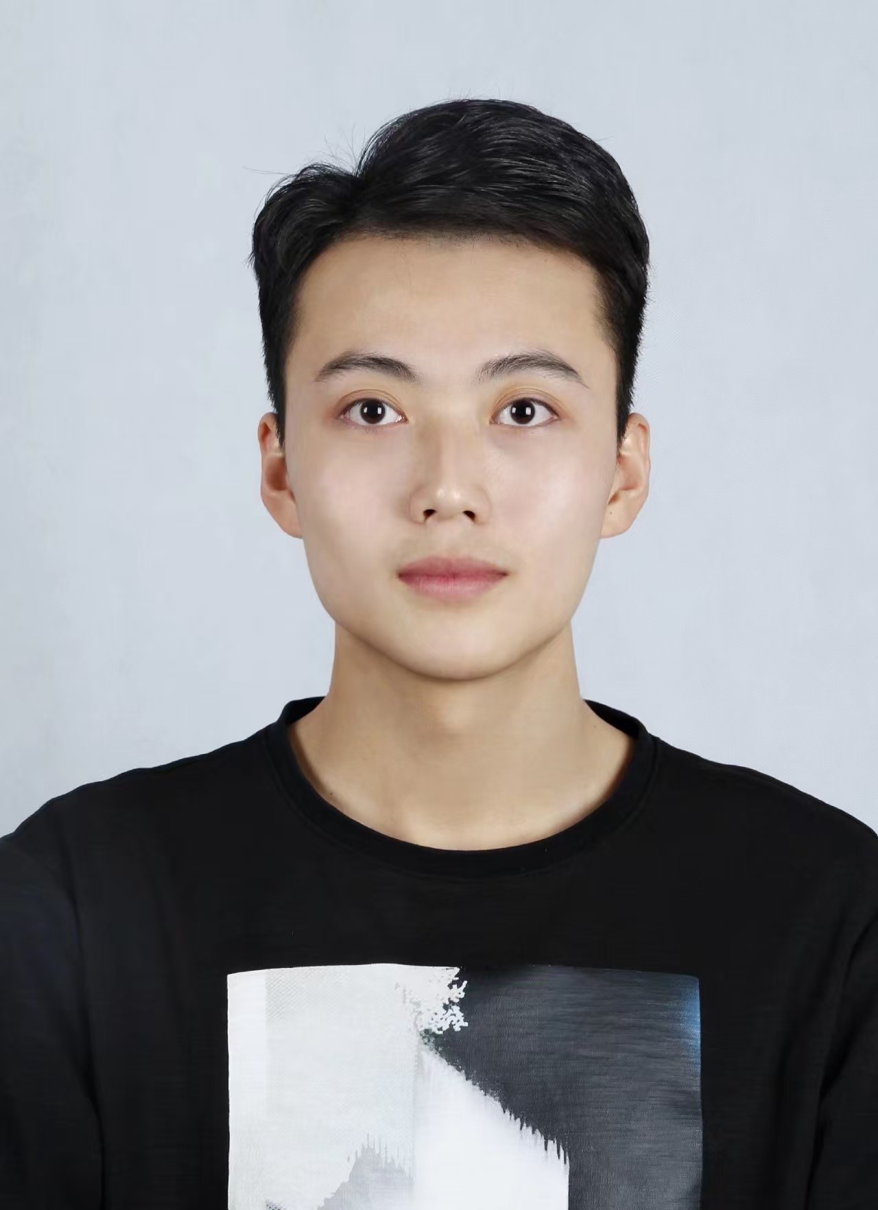 影视学院-声音教研室专任教师-刘新震.jpg